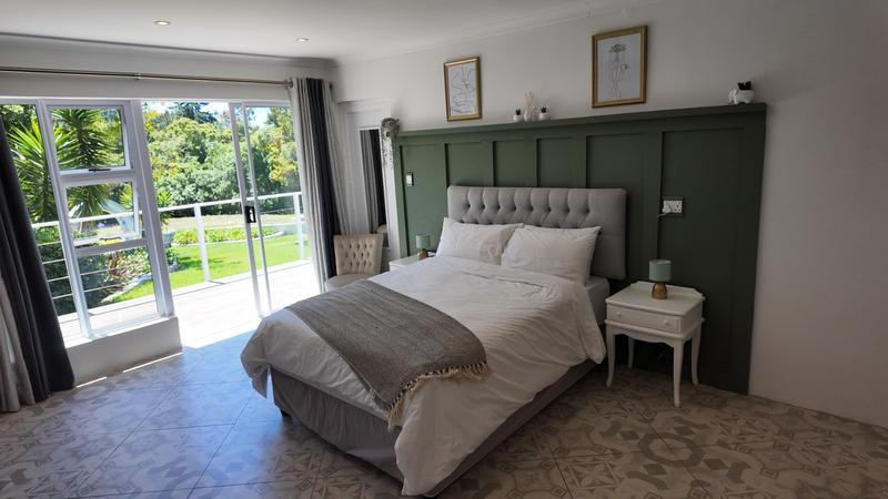 6 Bedroom Property for Sale in Rheenendal Western Cape